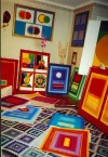 Målningar i vardagsrummet